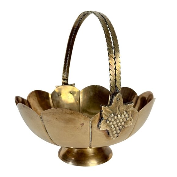 Brass Pedestal Lotus Bowl VTG 80s Footed Regency Kitchen Home Decor Metalware - Picture 1 of 12